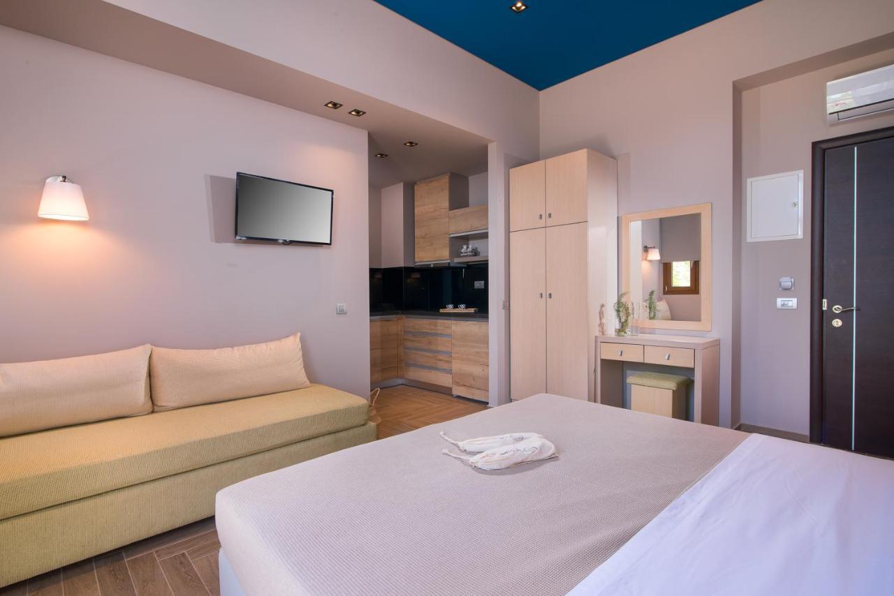 On The Rocks Aparthotel Theologos  Ngoại thất bức ảnh